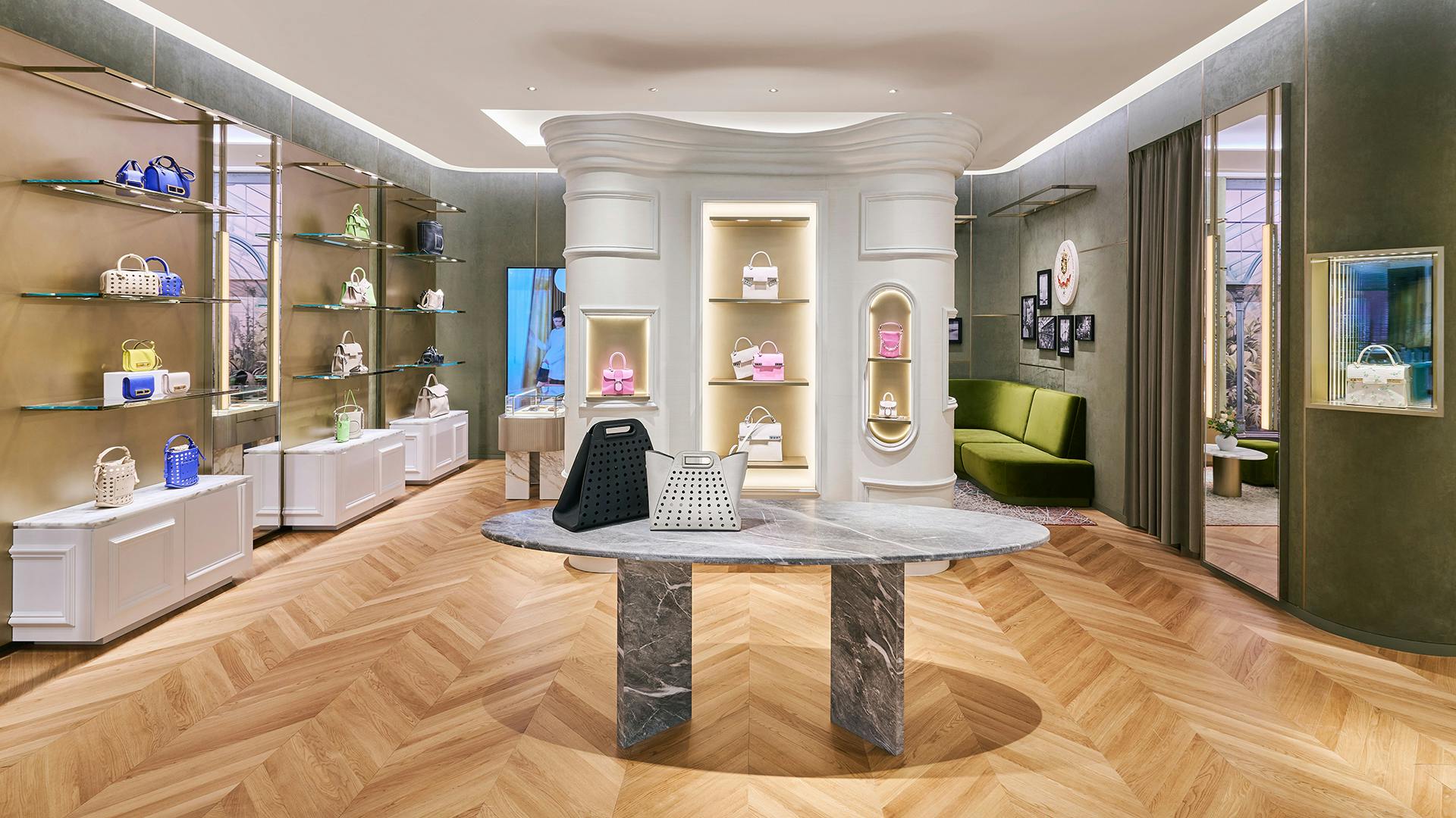 Boutiques | Delvaux