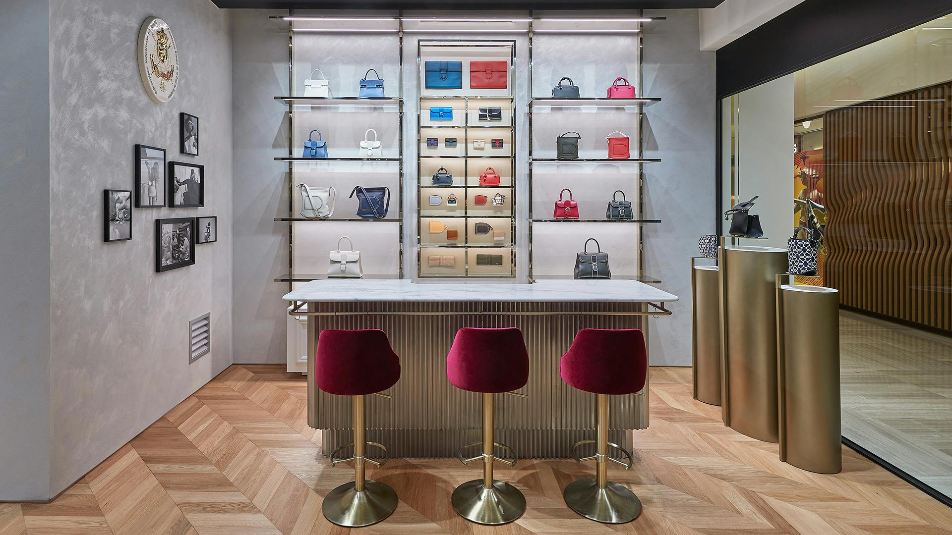 Boutiques | Delvaux