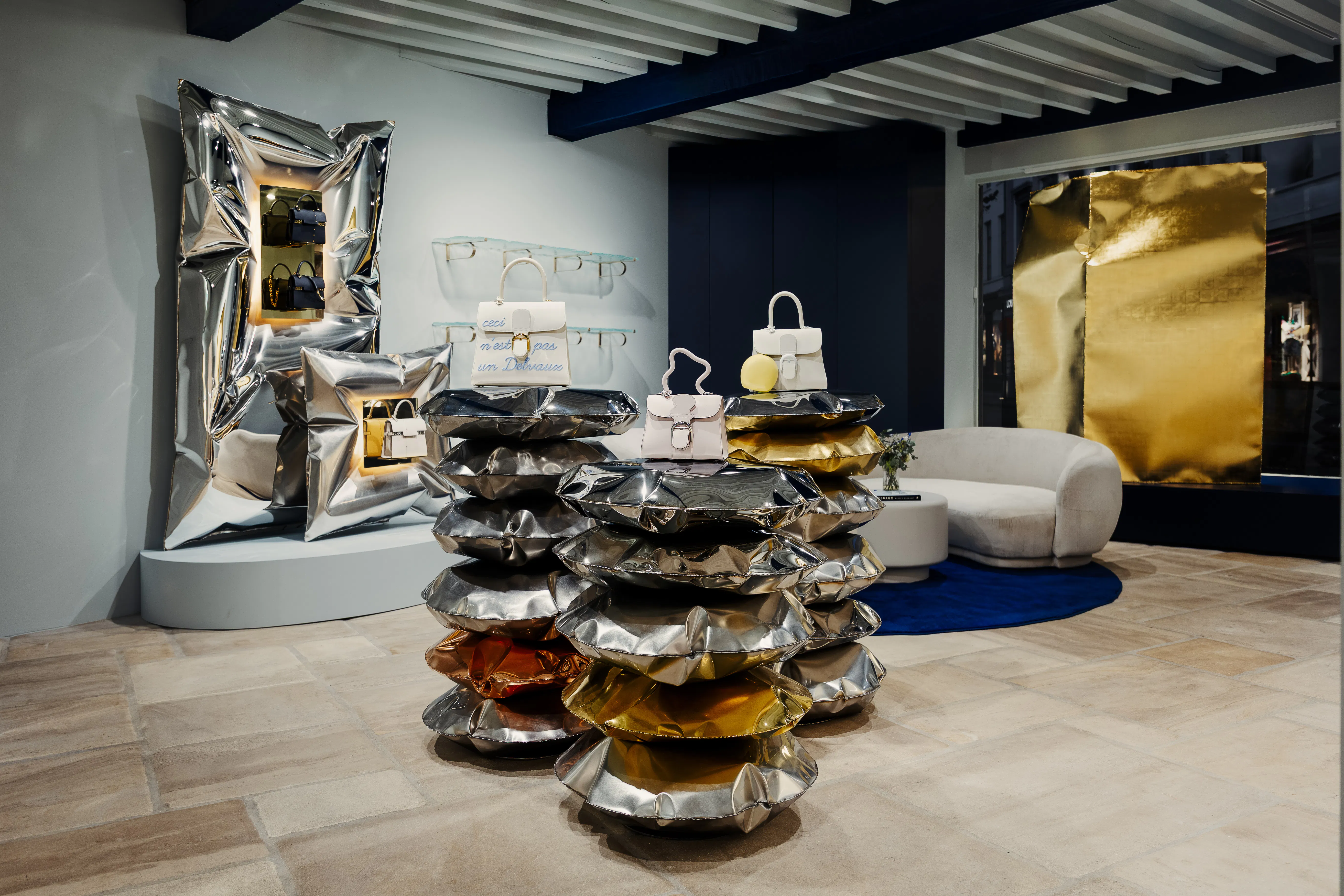 デルヴォー 岩田屋本店 | Delvaux