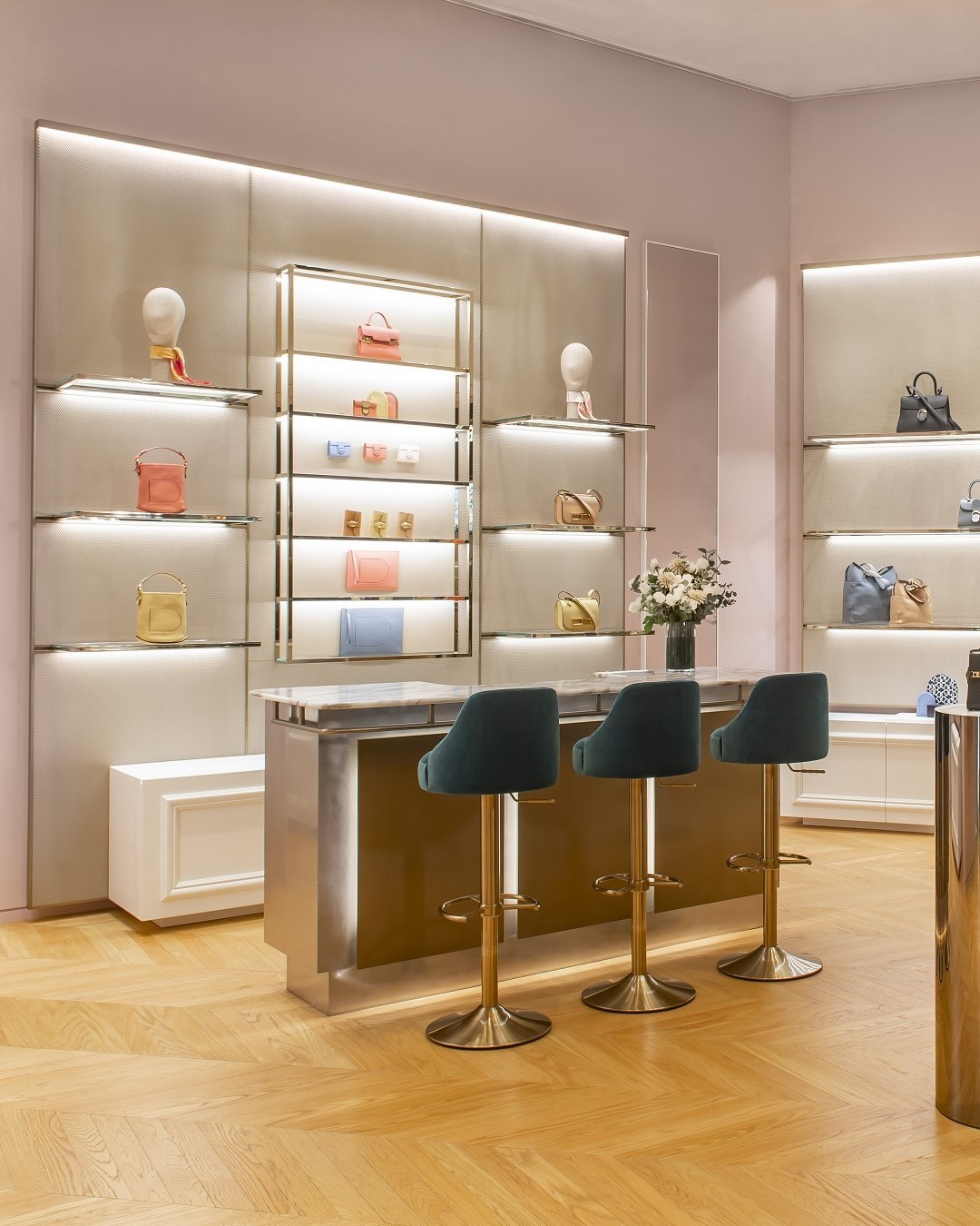 Delvaux unveils the new BELLAVITA Plaza boutique Delvaux