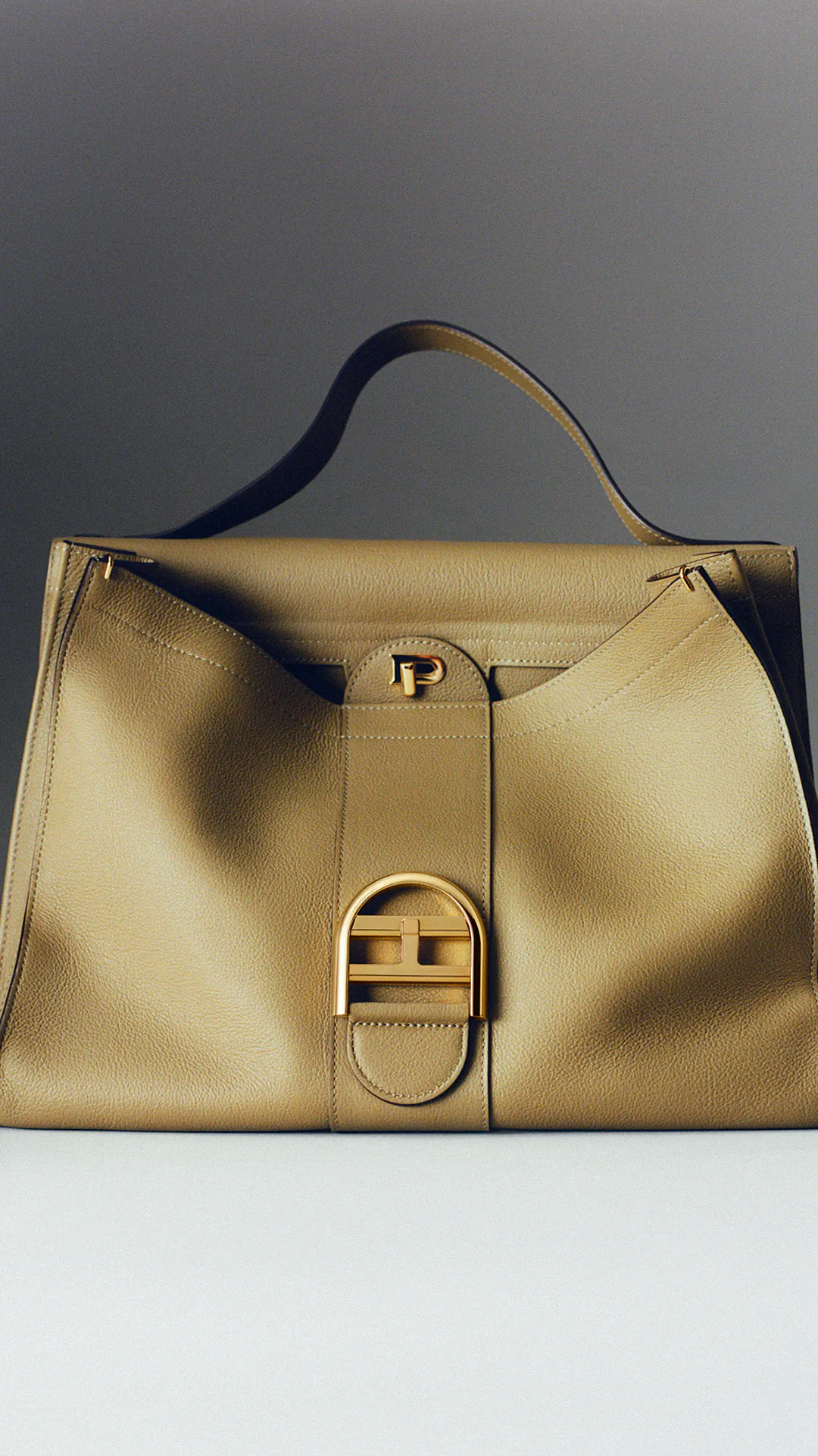 DELVAUX EMBLEMATICS 2026 9 X16 TEMPO L 01