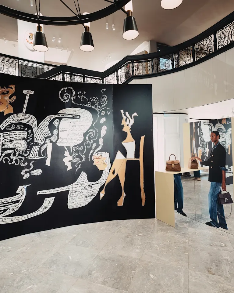 Chronicles Overview | Delvaux