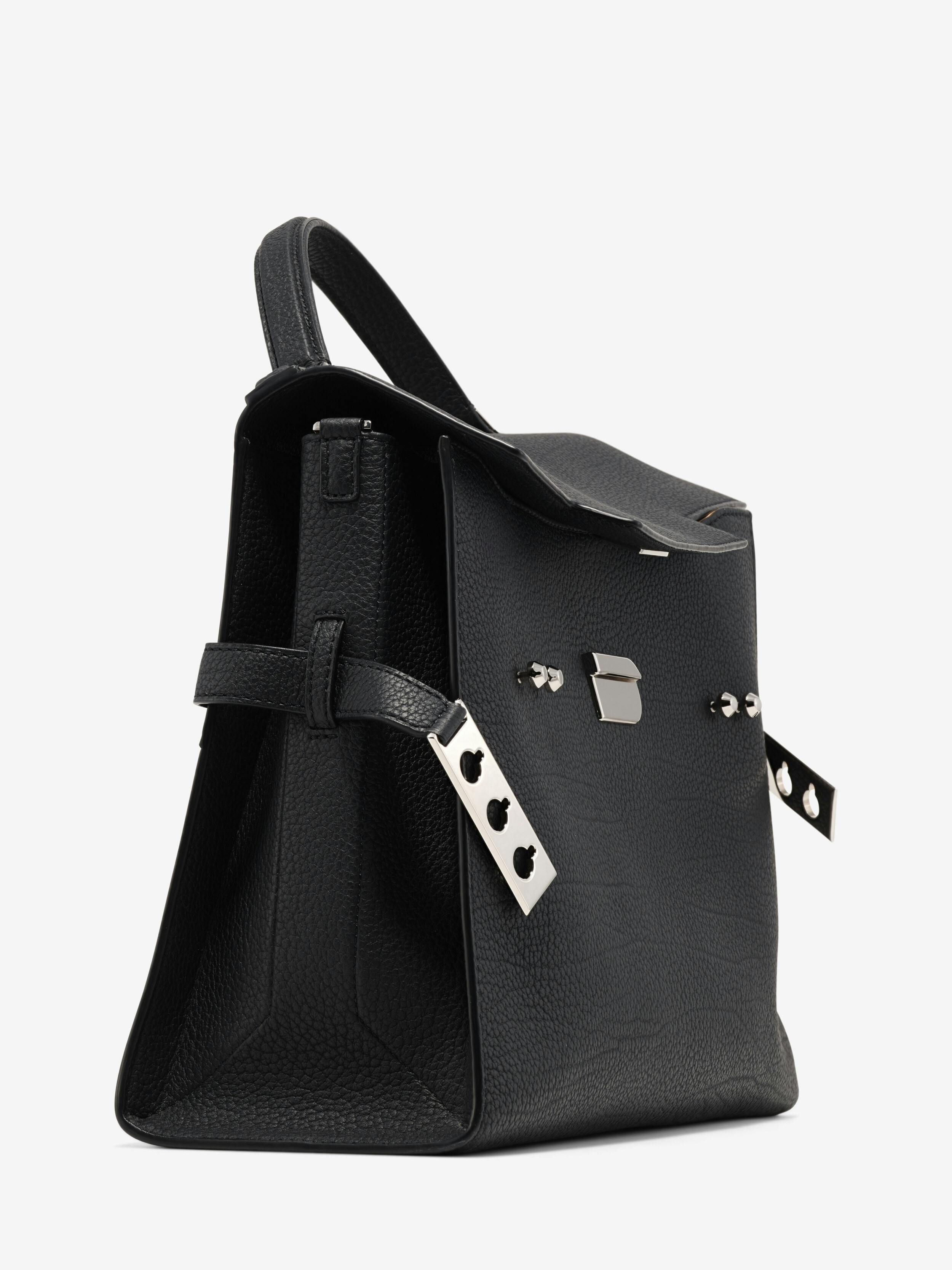Tempête a wind of change | Delvaux