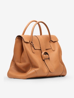 Delvaux - Extremely soft and sensuous, l'xxl is made of