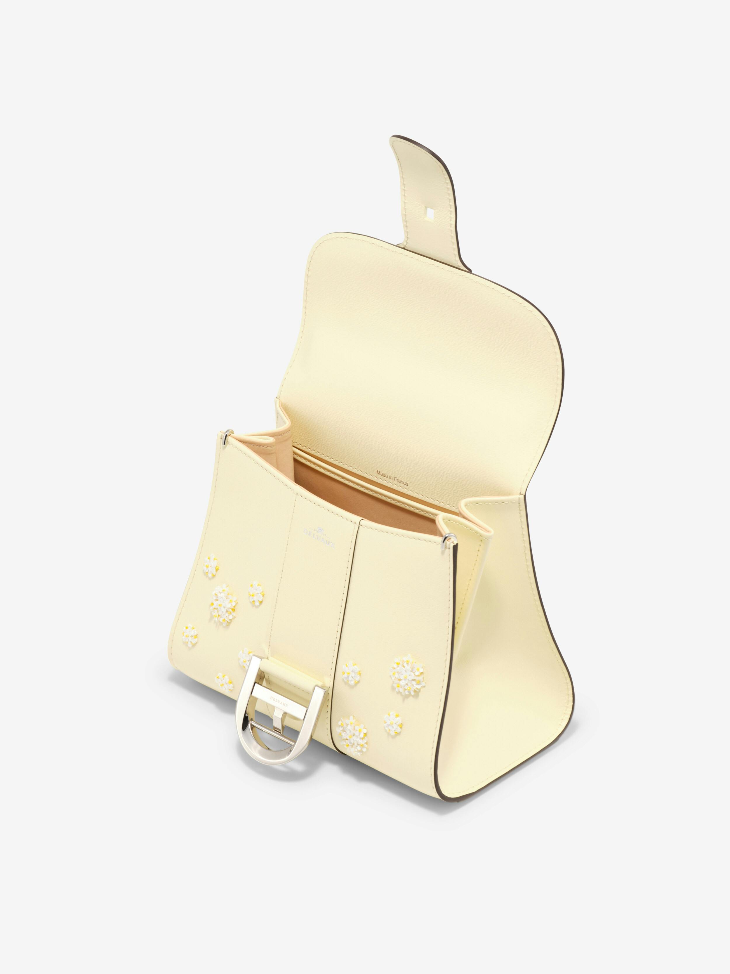 直営店*DELVAUX*ピントイ スイートデイジーカーフ王室御用達♪ pin-bucket-vanilla_230.jpg