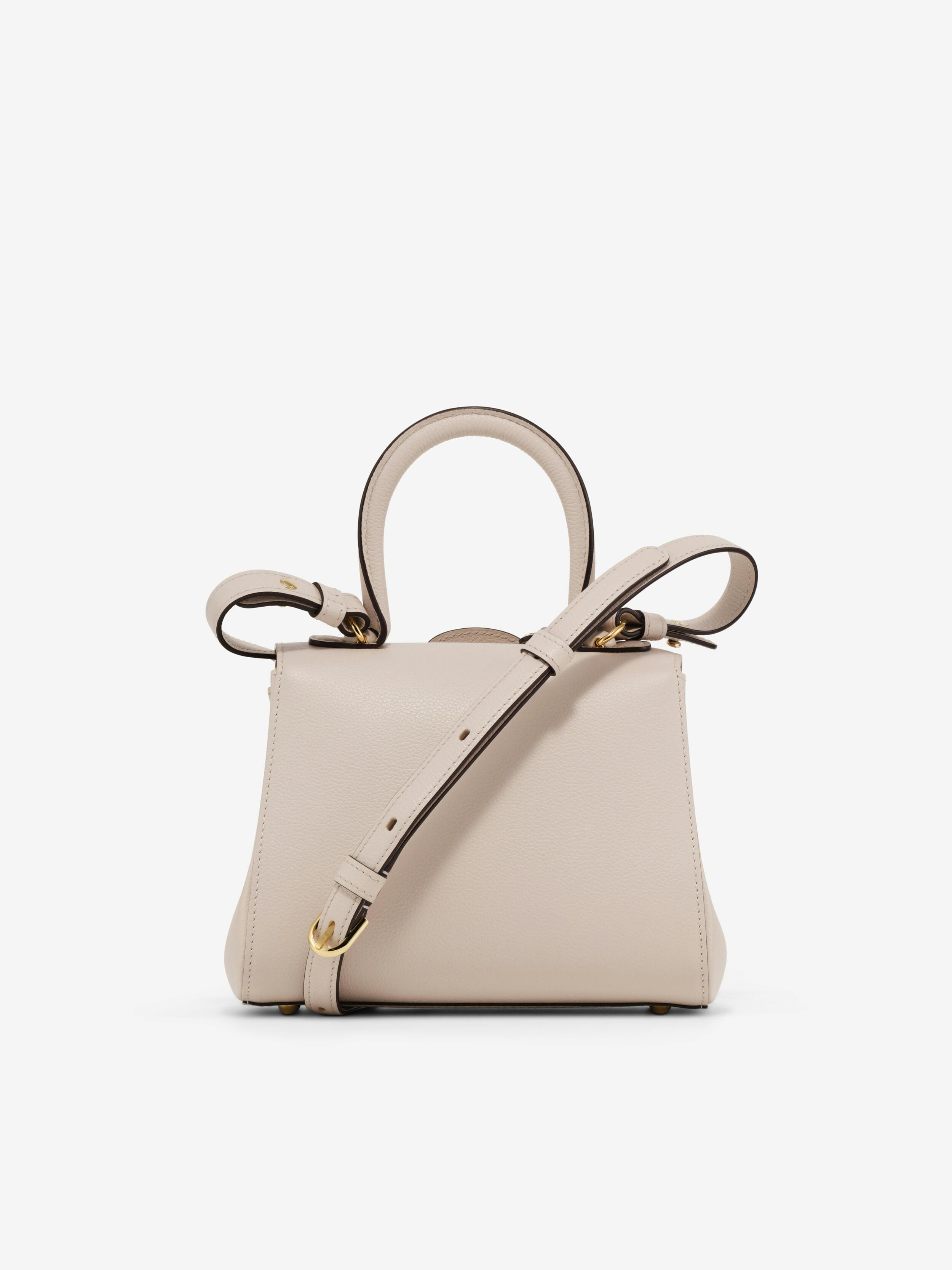 DELVAUX ハルドルリボン　チャーム　アクセサリー　ブリヨンタンペートに DELVAUX ハルドルリボン チャーム アクセサリー ブリヨンタン