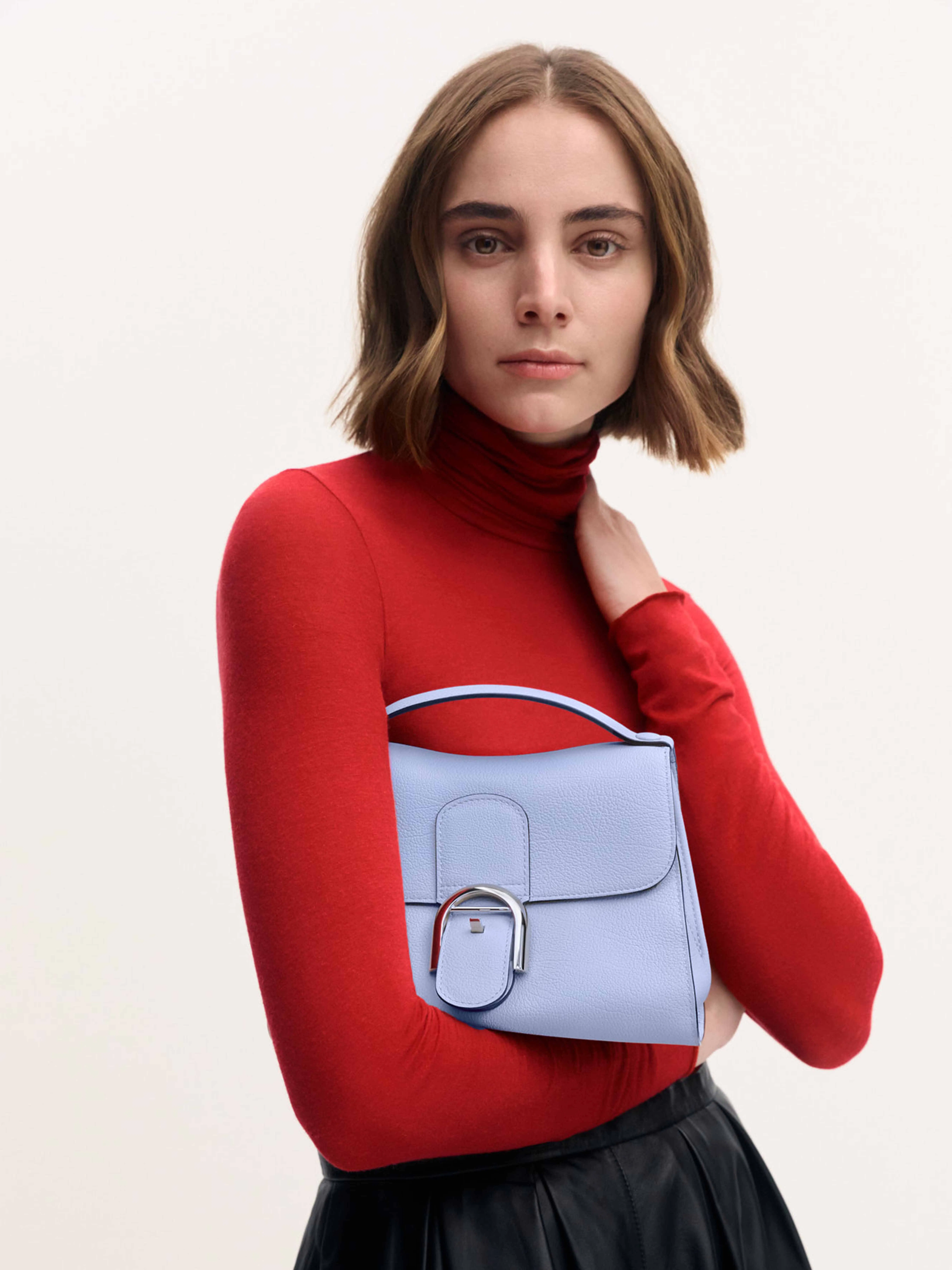 マーククロス Laula ショルダーバッグ 検)ドゥロワー  Delvaux DELVAUX】Lingot Small Alpina Calf クロスボディバッグ Plum (DELVAUX