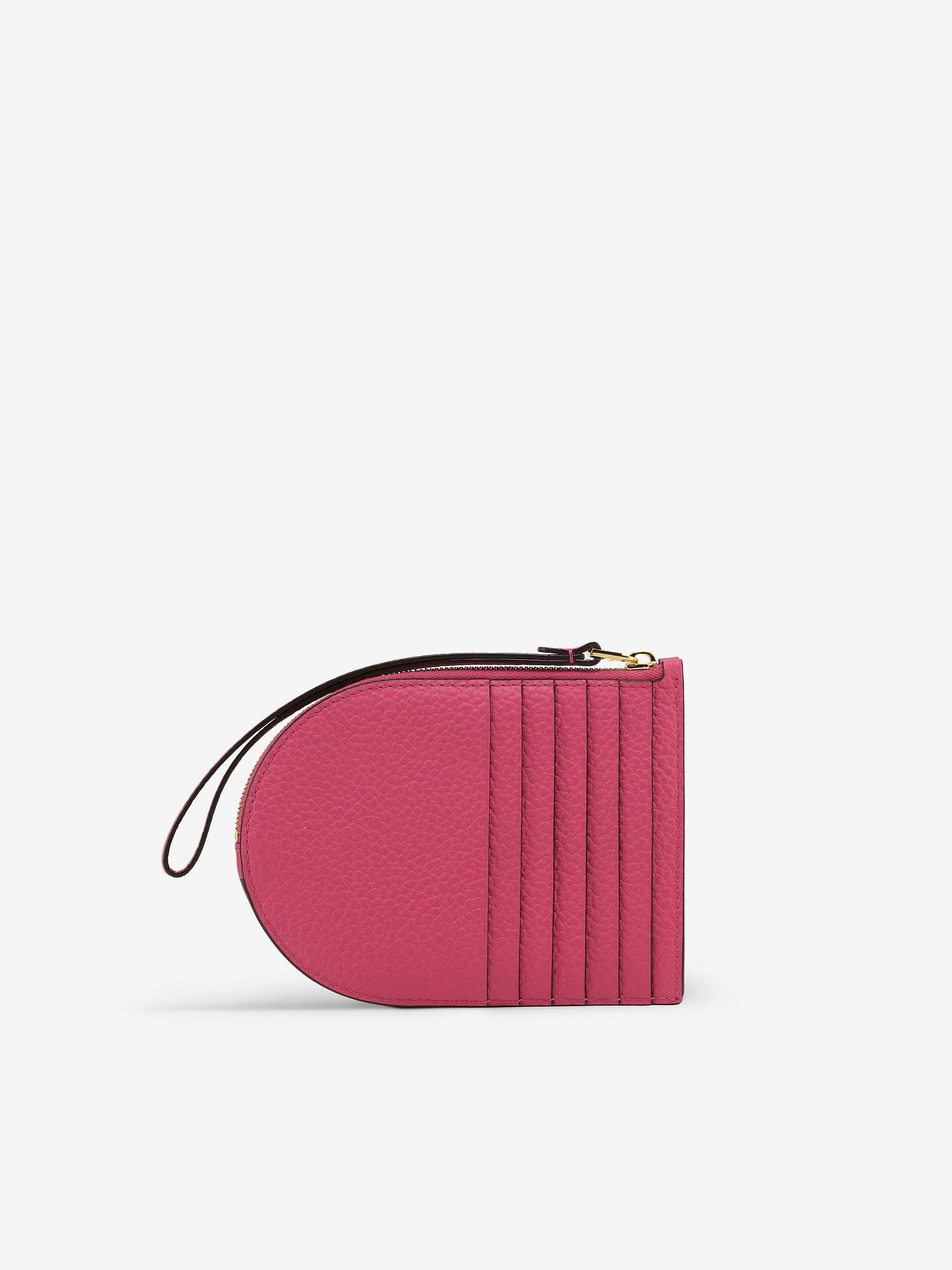 Pin-D-Multifonctions-Taurillon