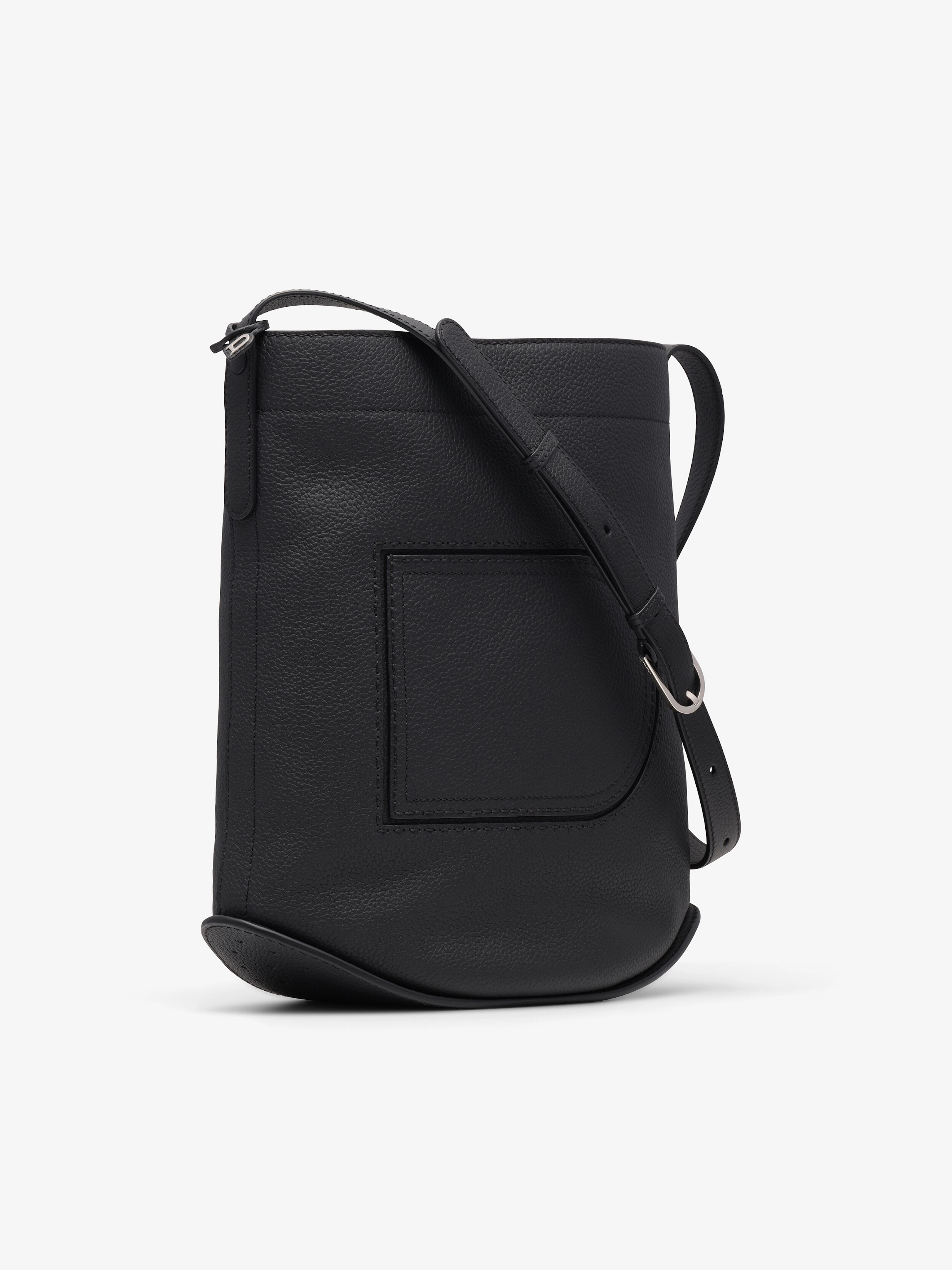 Pin-Taurillon-Black_02-HD.jpg? 