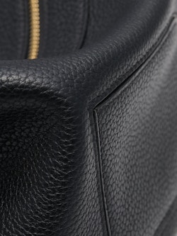 Delvaux 推出全新The Lingot 手袋，簡約外型低調地流露高級感！, ZTYLEZ