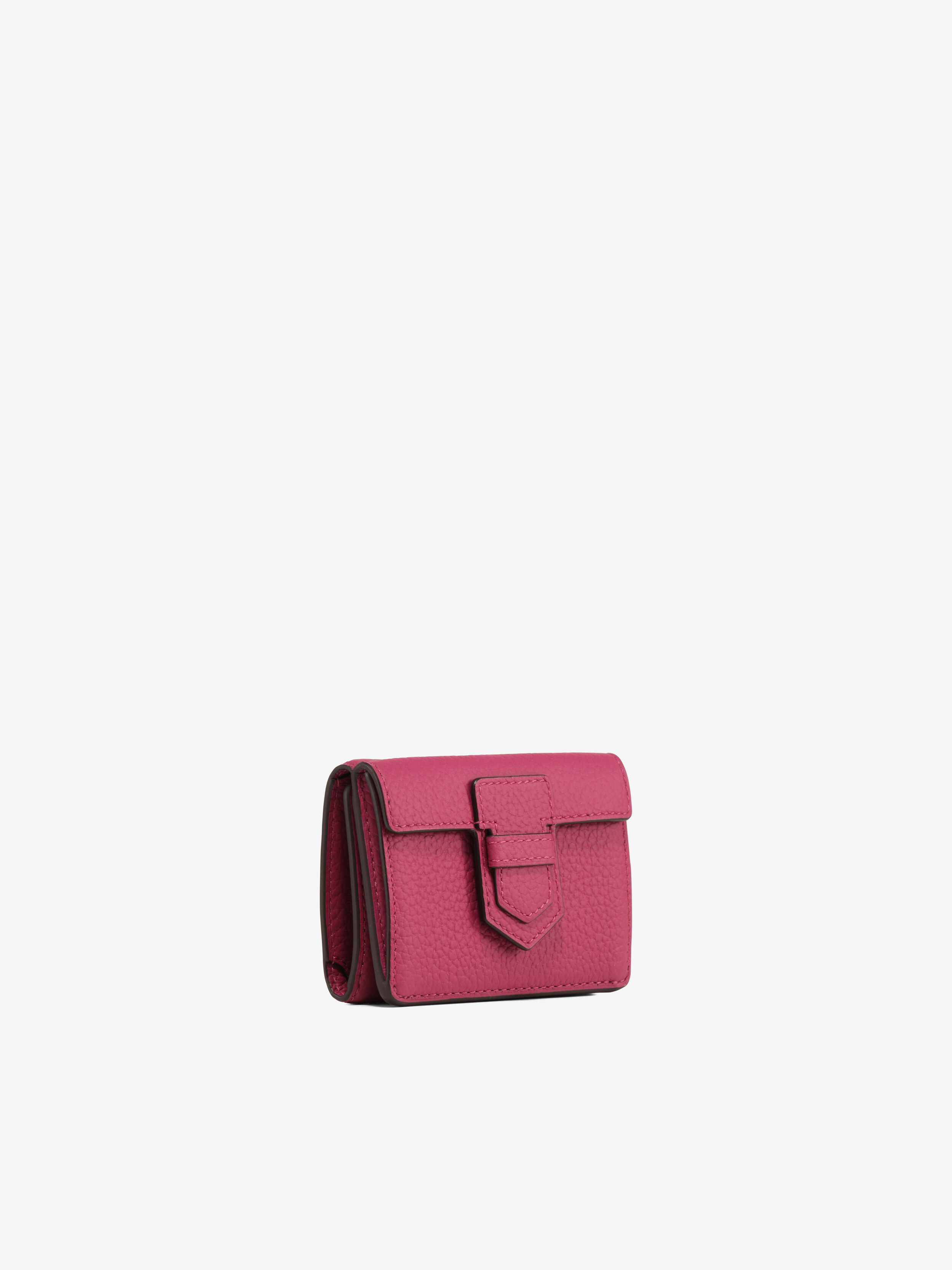 Products | Delvaux