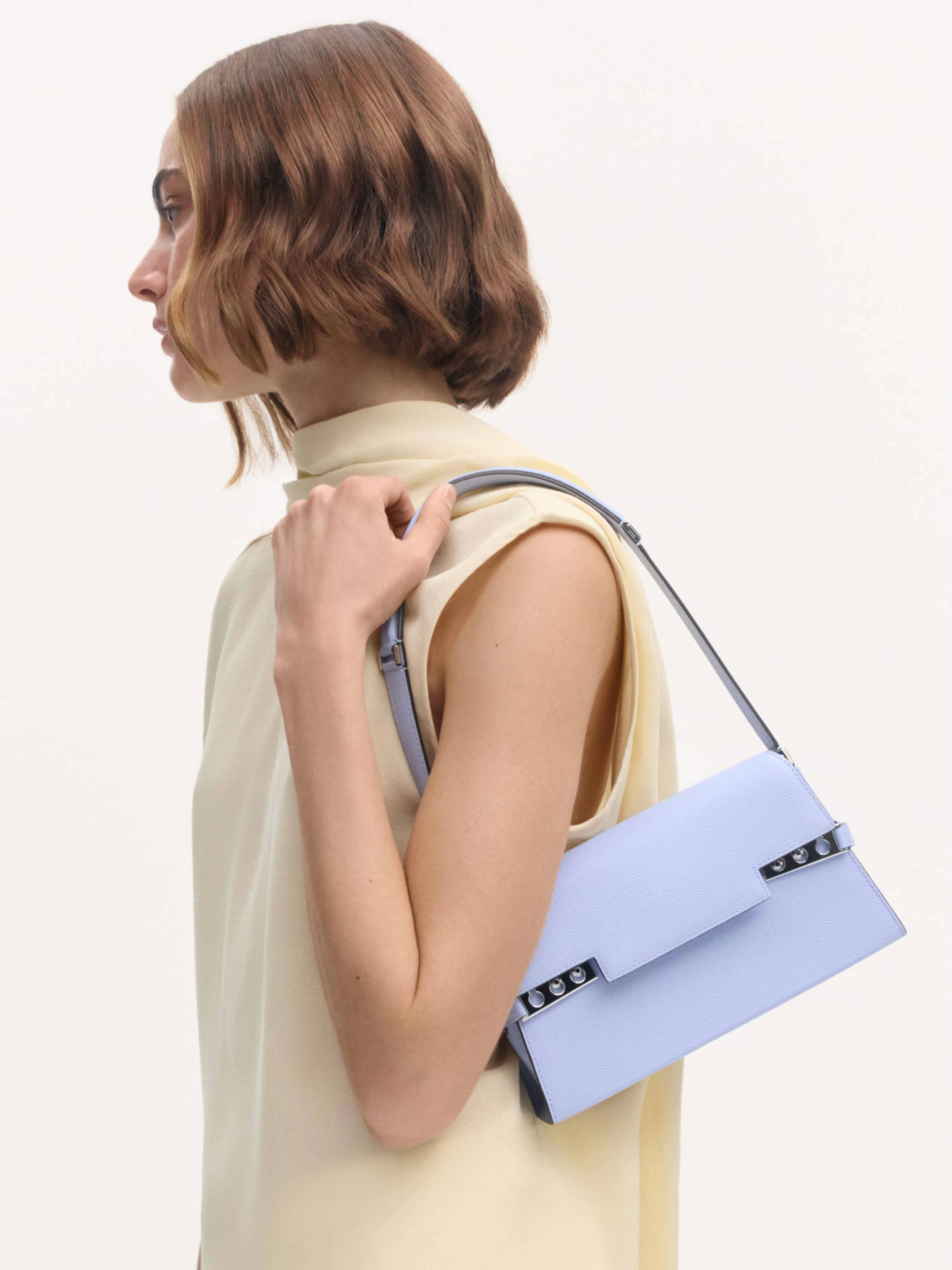 デルボー ショルダーバッグ - グリーン 斜め掛け・クロスボディ グリーン（緑）系 DELVAUX(デルヴォー