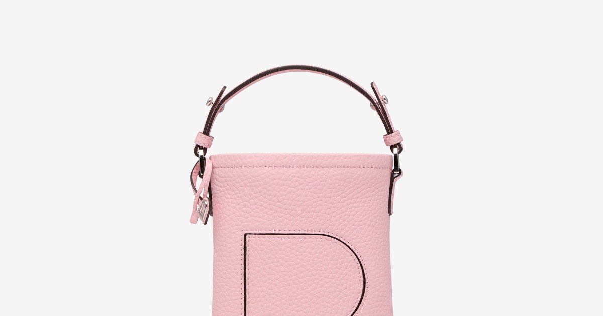 Delvaux mini brilliant new colour sand colour新色淺奶茶色, 名牌, 手袋及銀包- Carousell